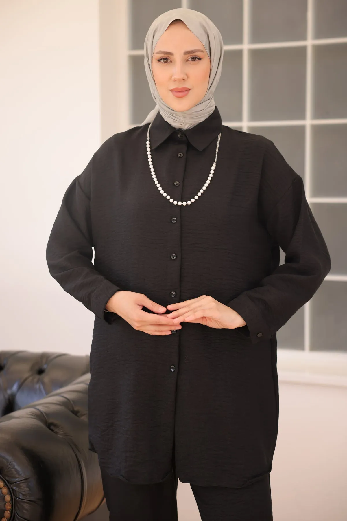 BNG Women Duo Set with Pearl Necklace Black - Clermont
