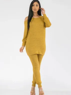 Curvy Cold Shoulder Jogger Set