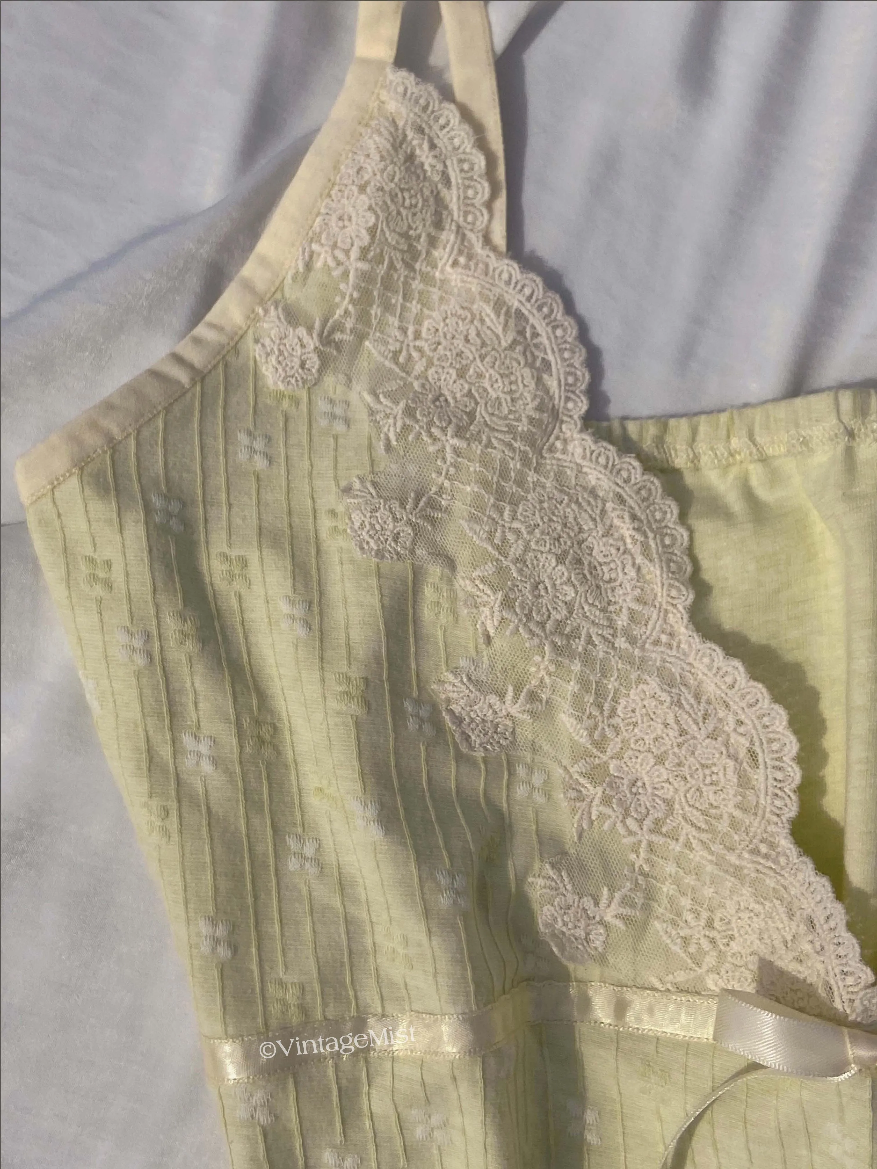 Girly V-neck Lace Cami Top