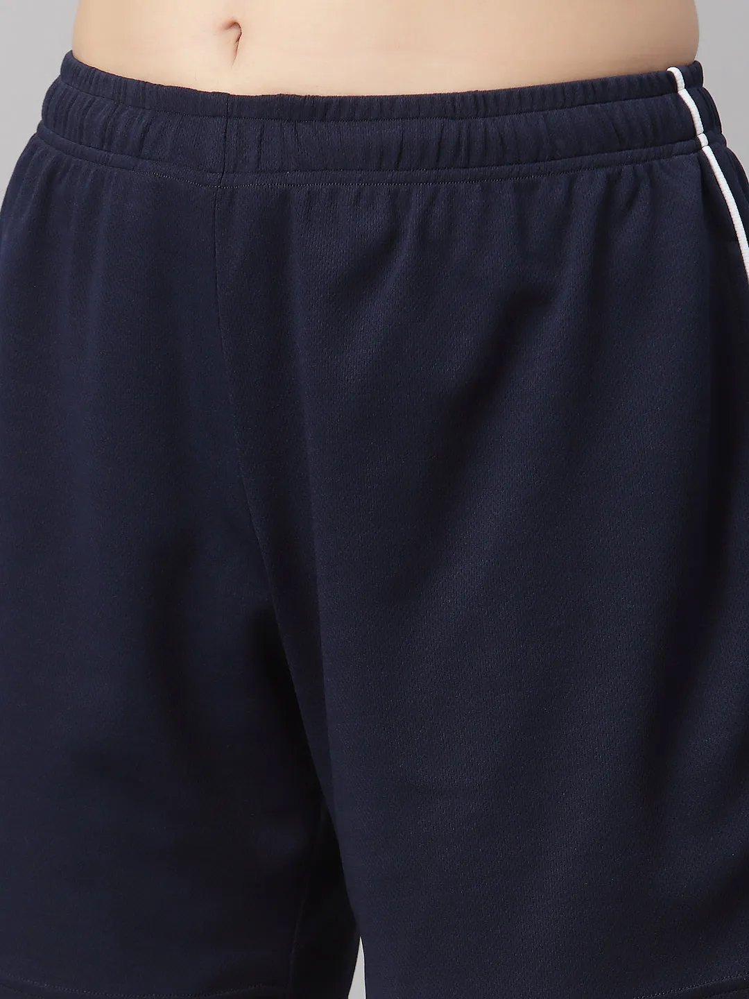 JUMP USA Women Navy Blue & White Solid Rapid-Dry T-Shirt with Shorts