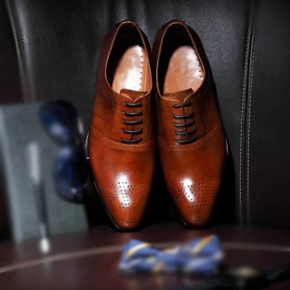 Men Low Top Lace up Pointed Oxford Shoes