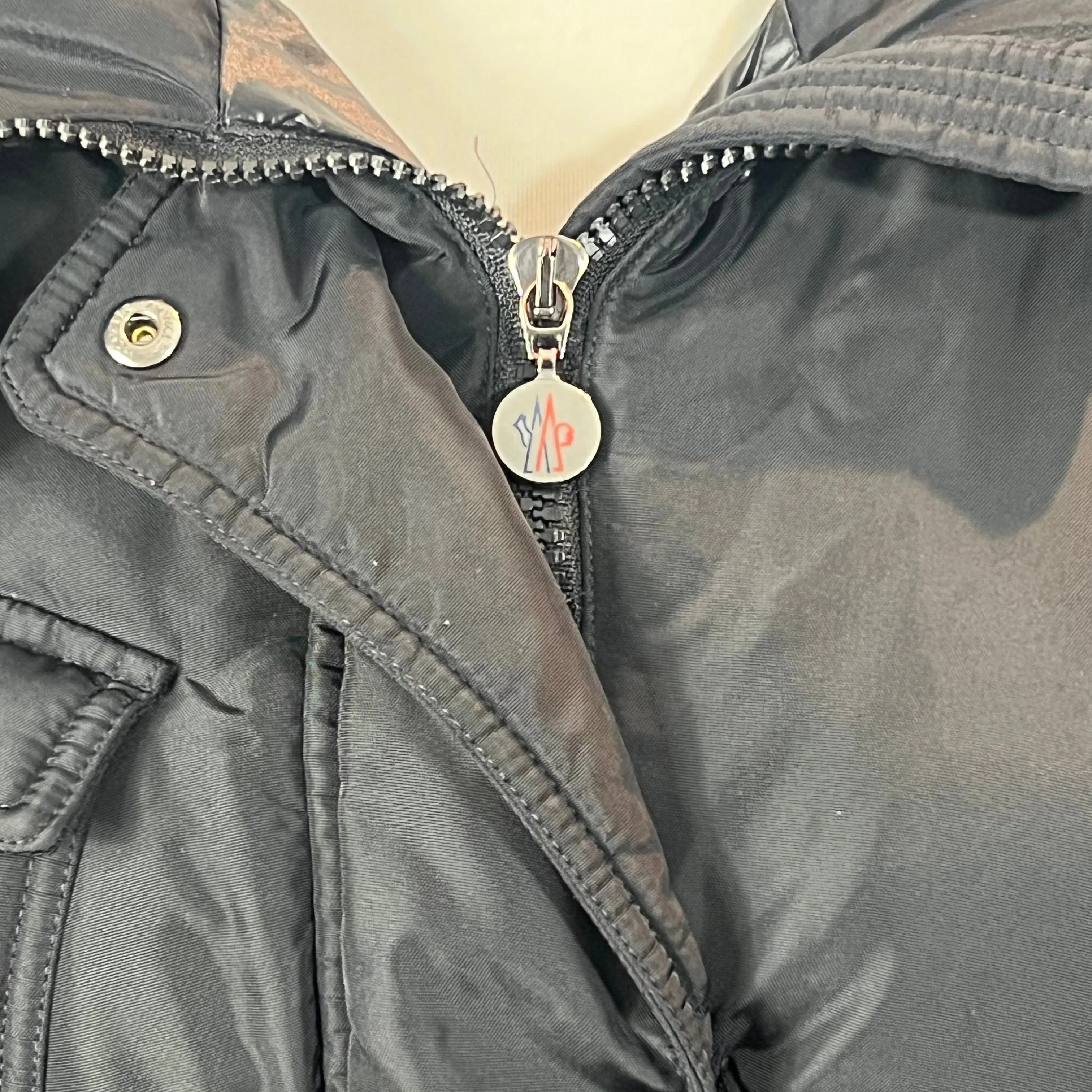 Moncler £1800 Black Phalangere Down Parka Coat M