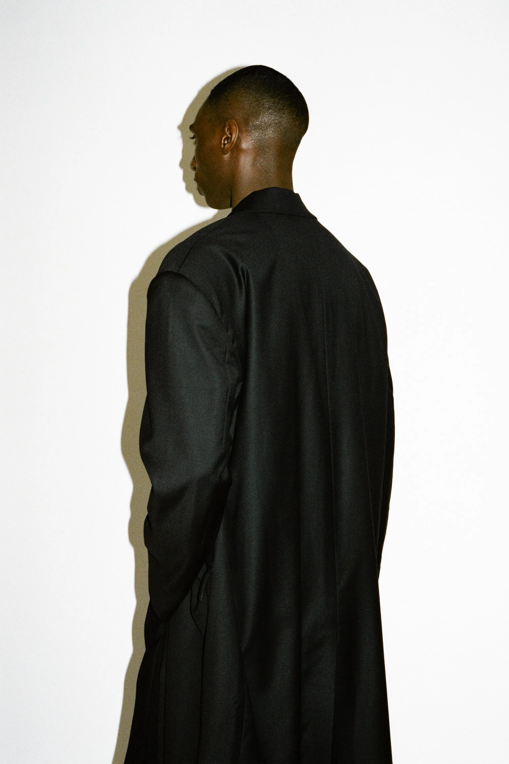 Neutra Oversized Structural Coat | Black