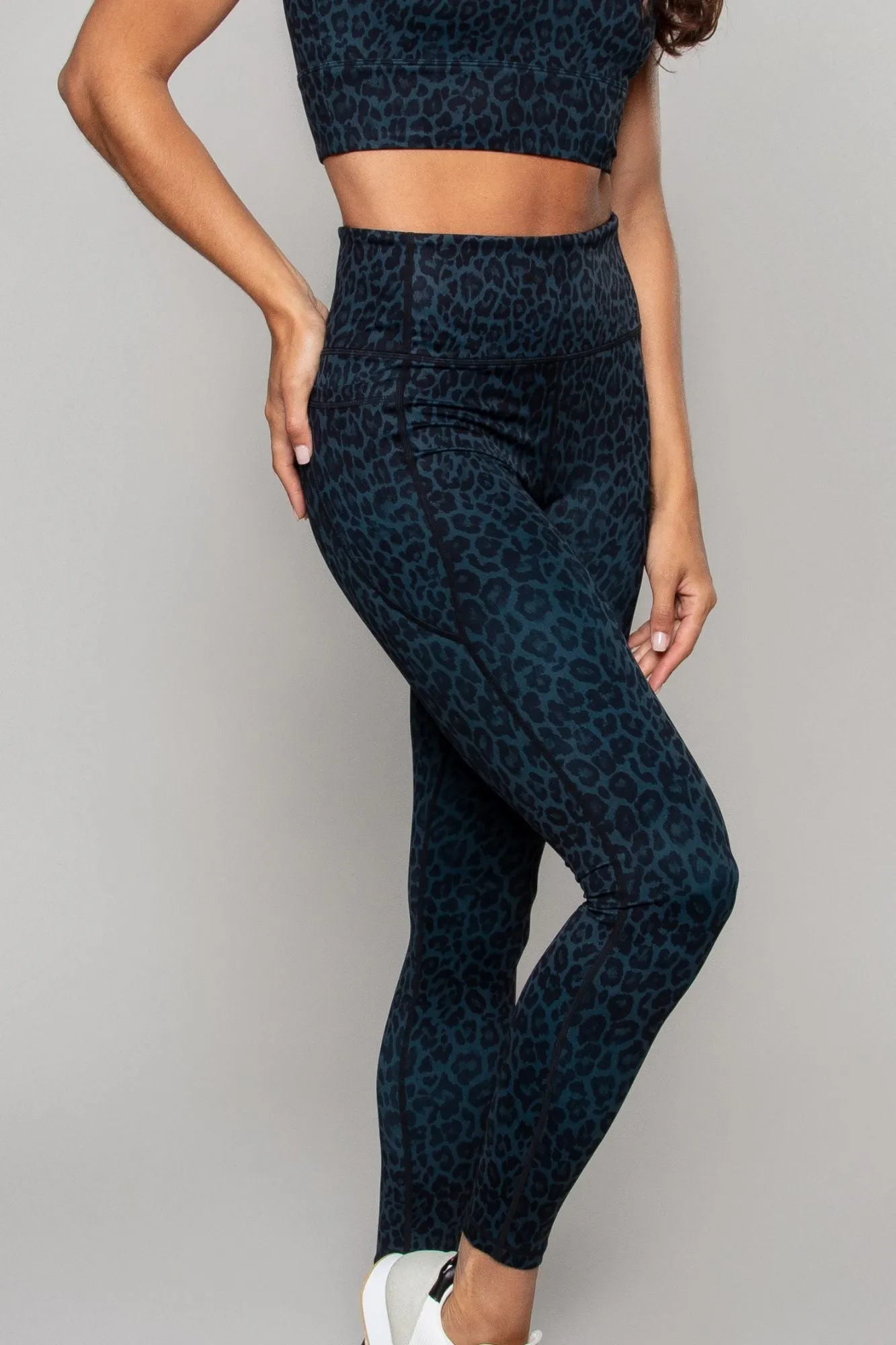 Nika Full Length Pocket Legging