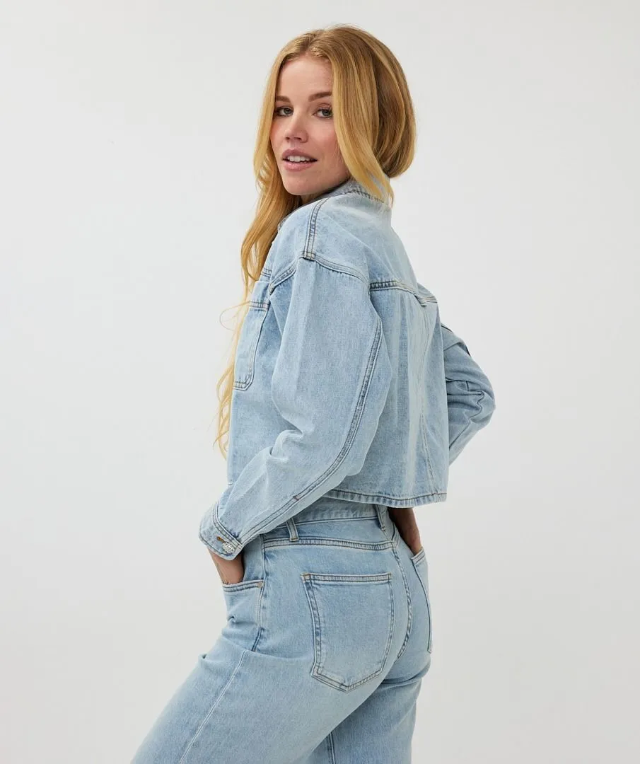 Oversized Denim Short Jacket - Blue