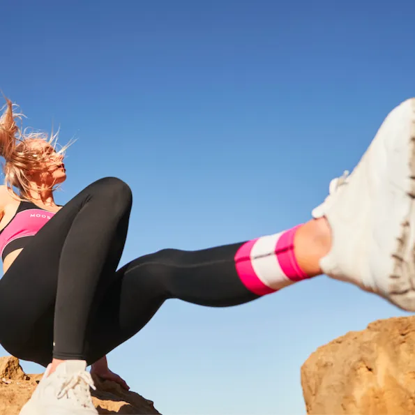 PINK FIN LEGGINGS