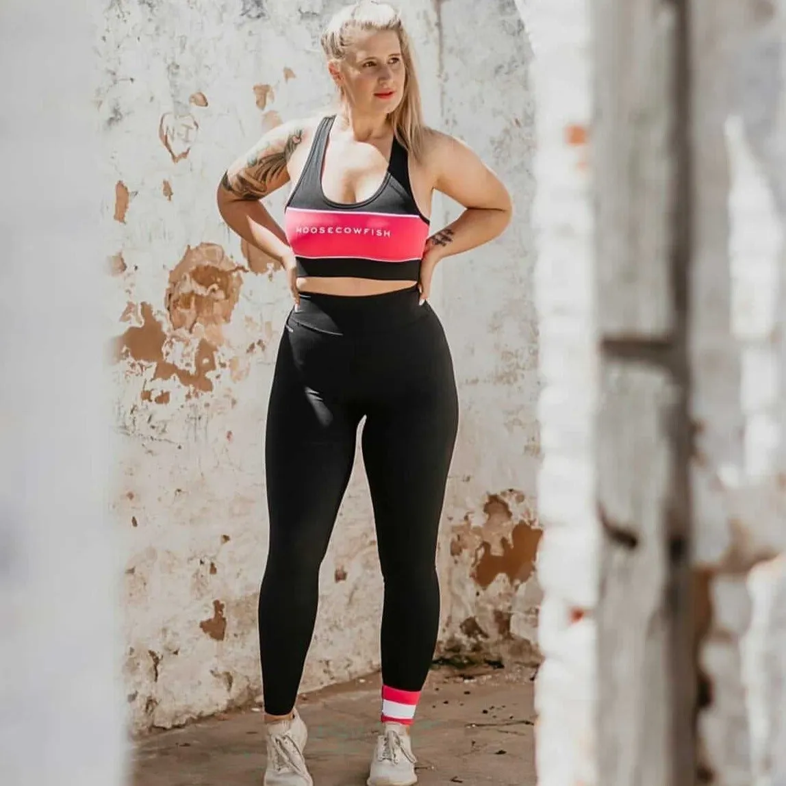PINK FIN LEGGINGS