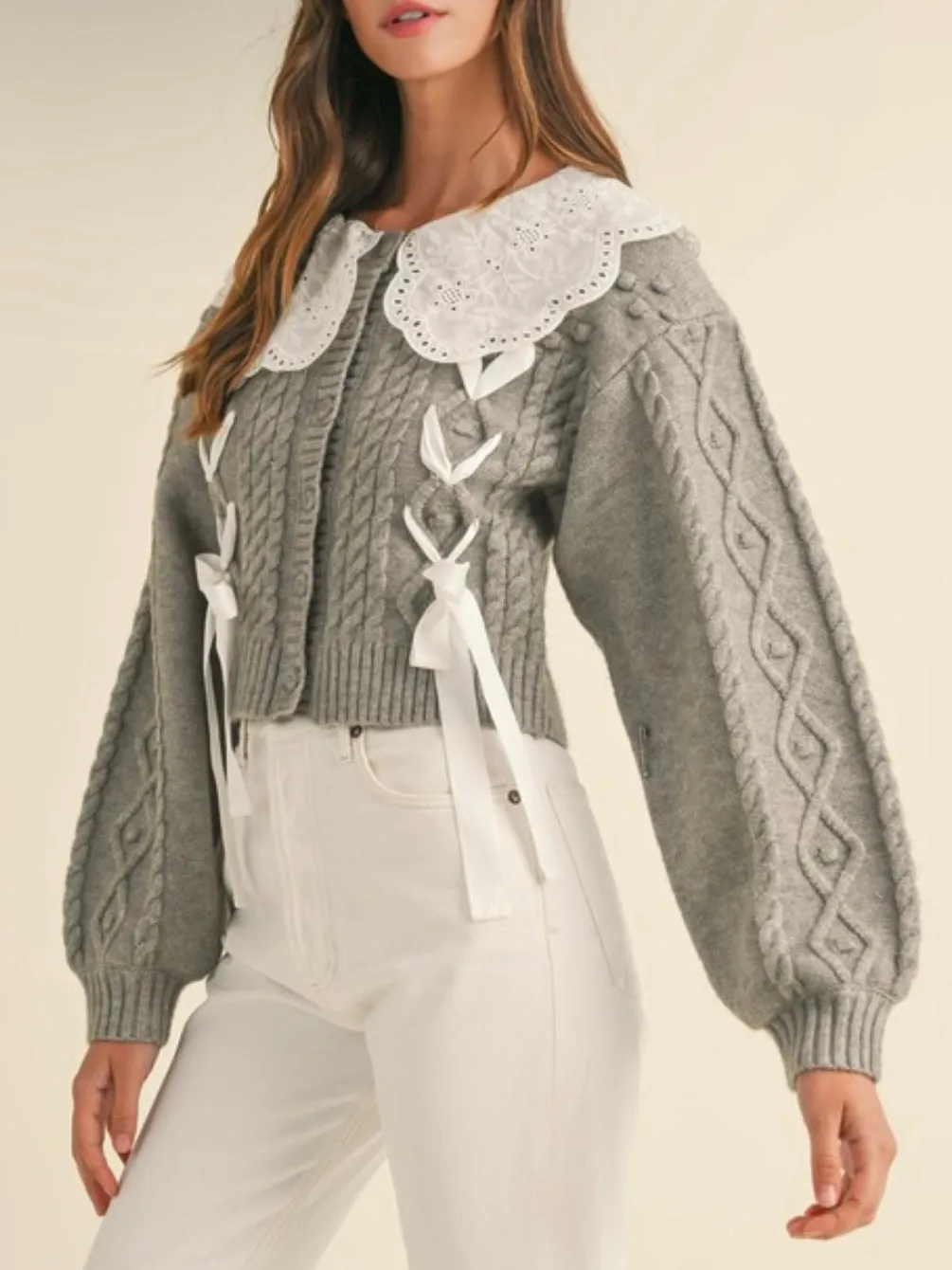 White big neck, solid colors knitted sweater