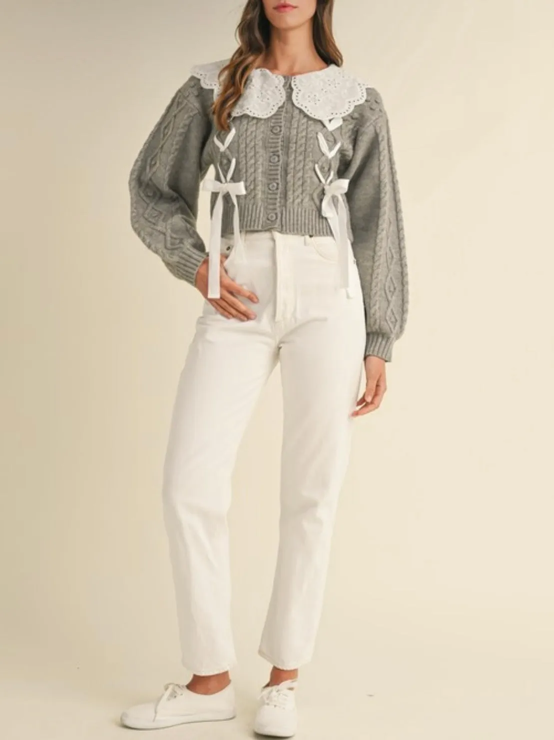 White big neck, solid colors knitted sweater