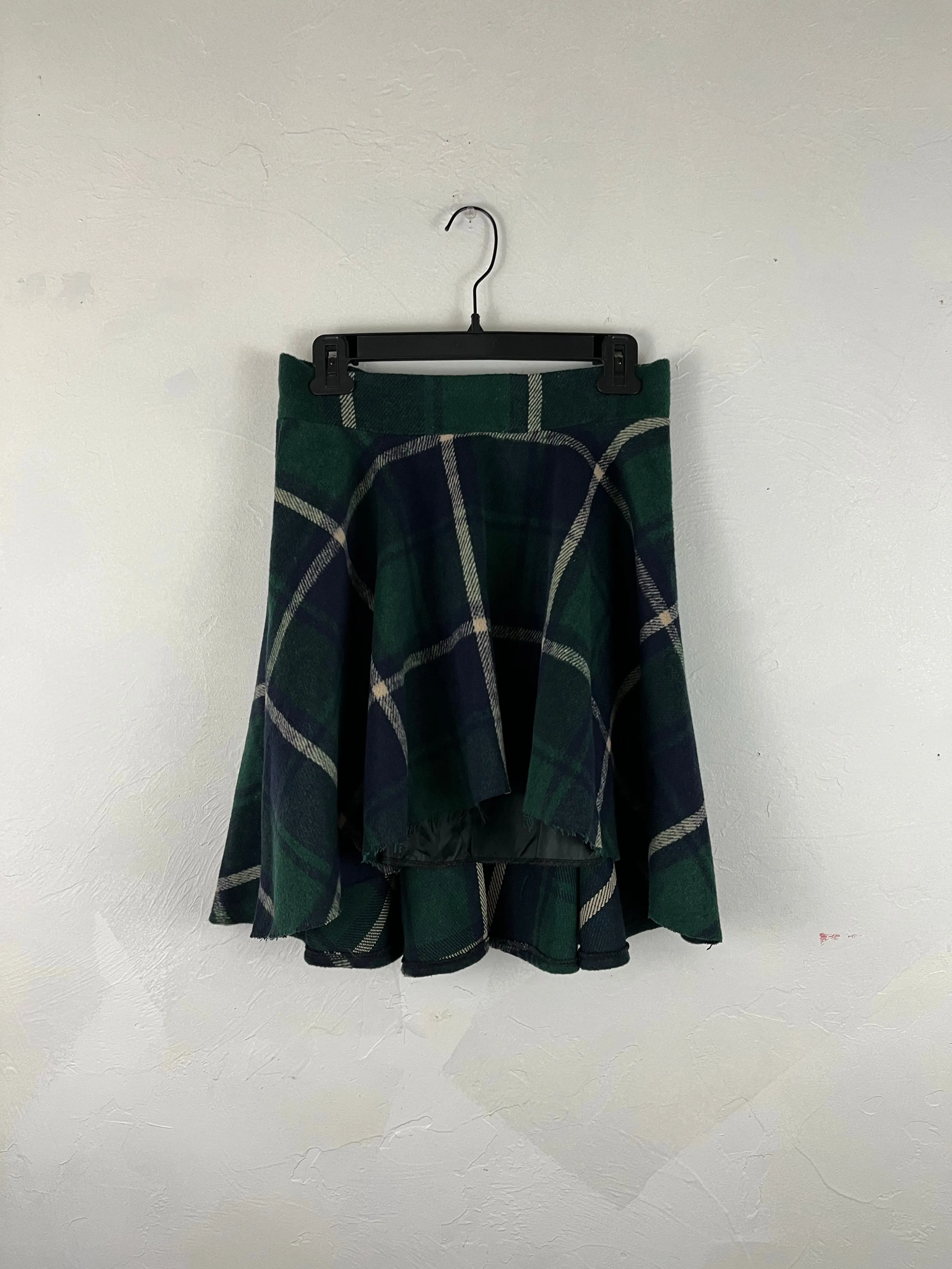 Wooly crop skirt